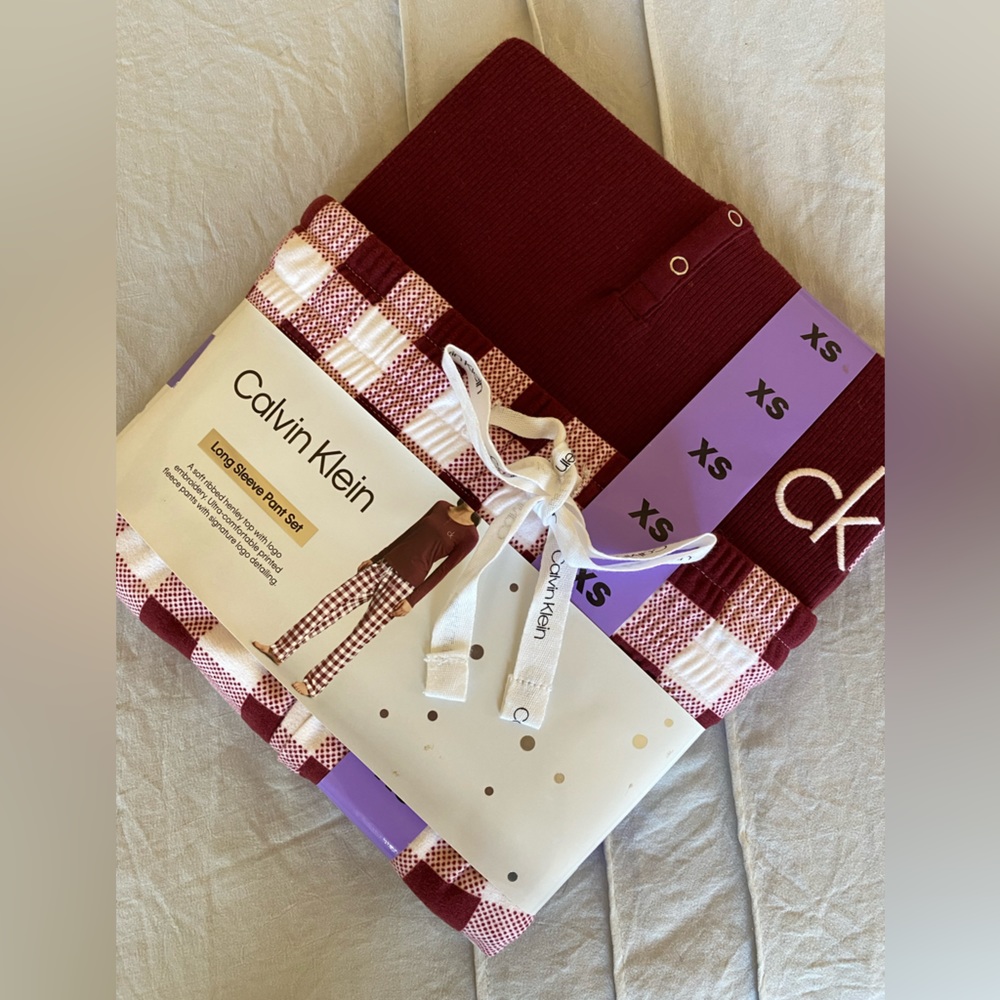 Brand new women’s Calvin Klein pajamas